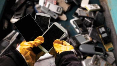 How Cell Phone Recycling Helps You Safely Dispose of Old Devices